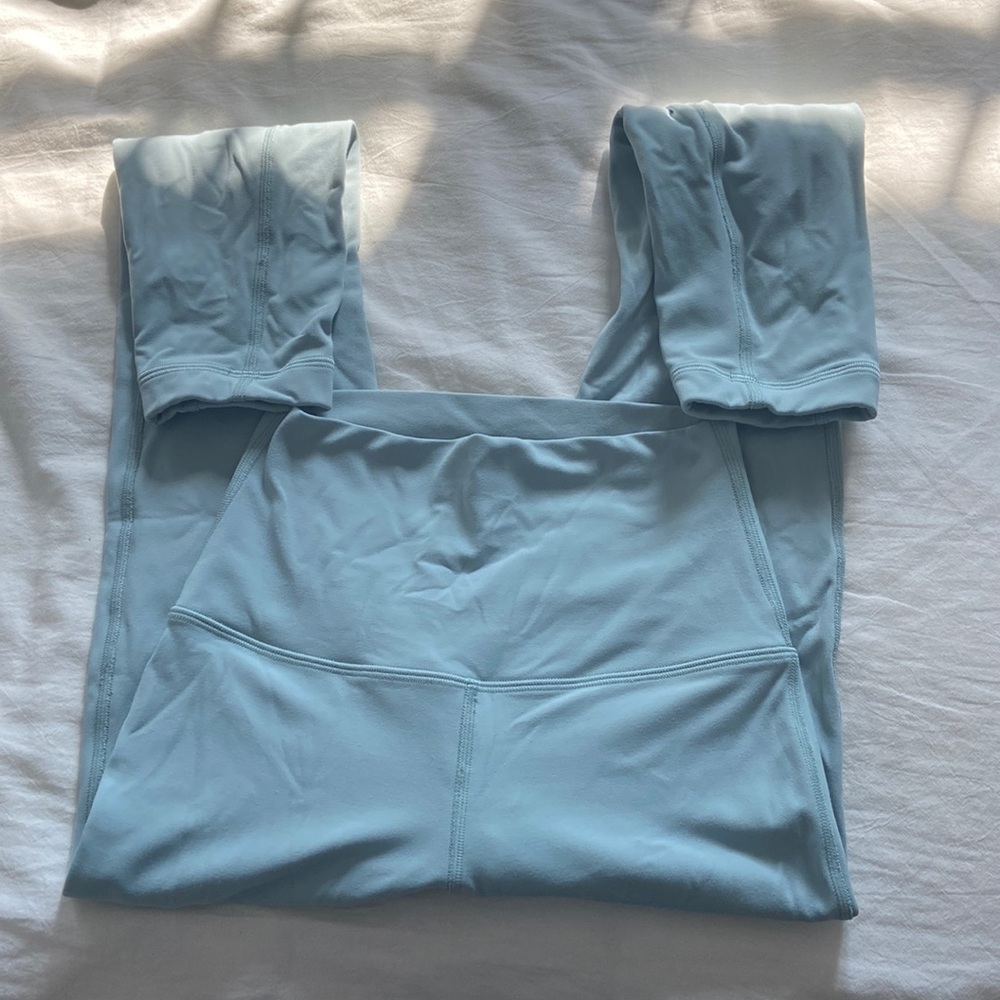 LULULEMON ALIGNS 25” size 2